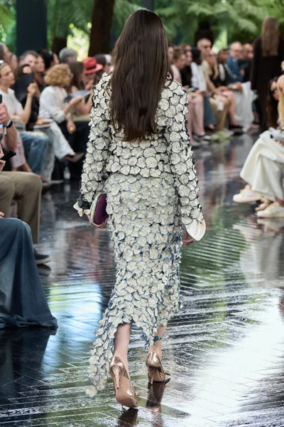 Look 51